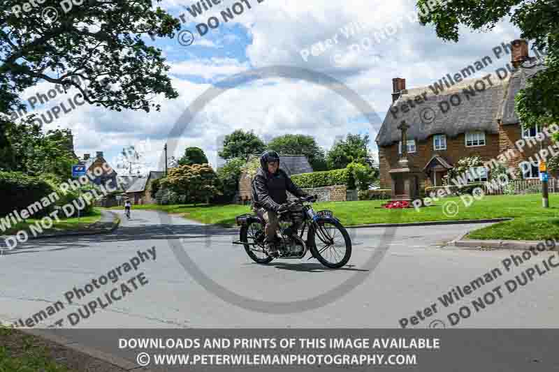 Vintage motorcycle club;eventdigitalimages;no limits trackdays;peter wileman photography;vintage motocycles;vmcc banbury run photographs